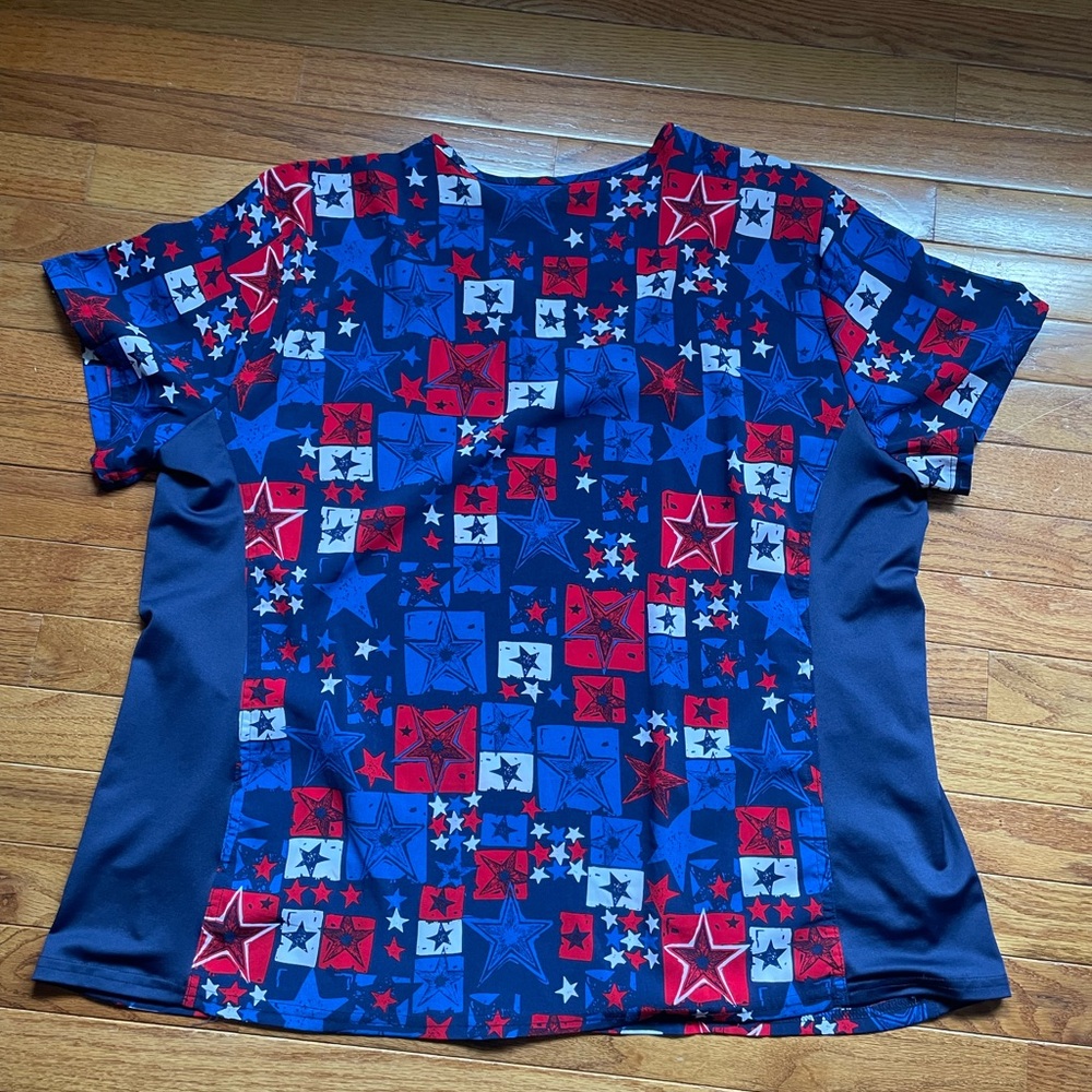 Women’s Scrub Top. Star Patterned Shirt - Red and Blue.